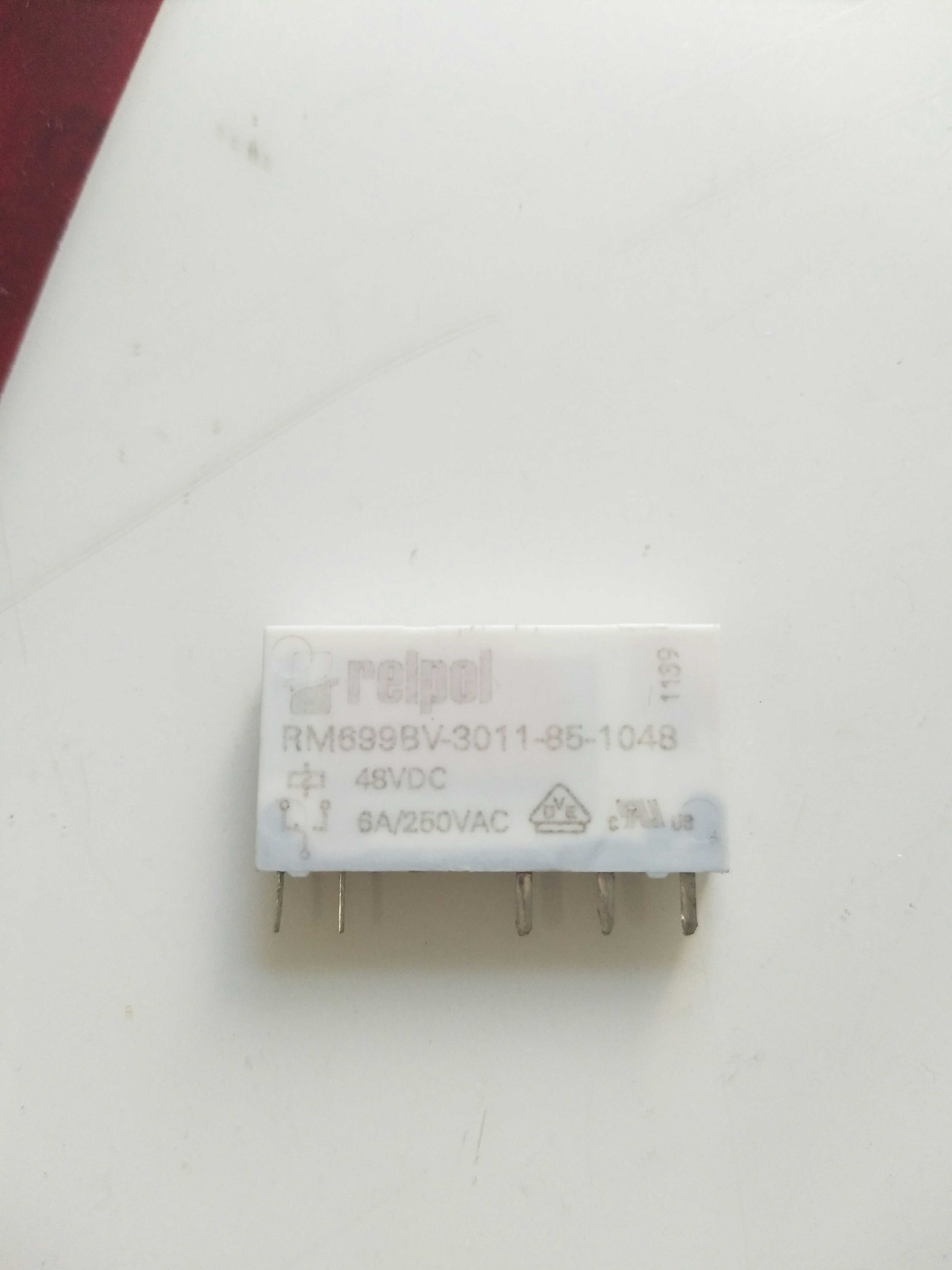 RM699BV-3011-85-1048 48VDC正品全新继电器，HF41F-48VDC