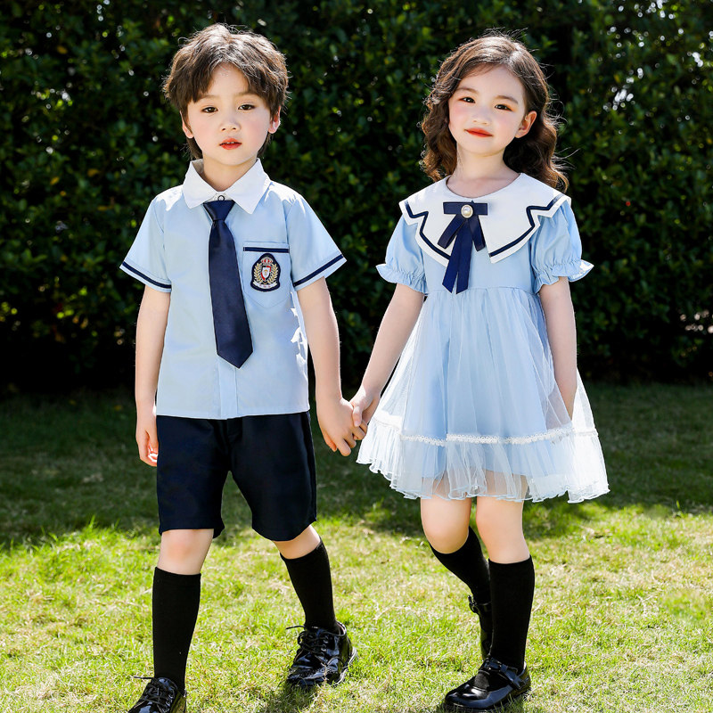 六一演出服小学生诗歌朗