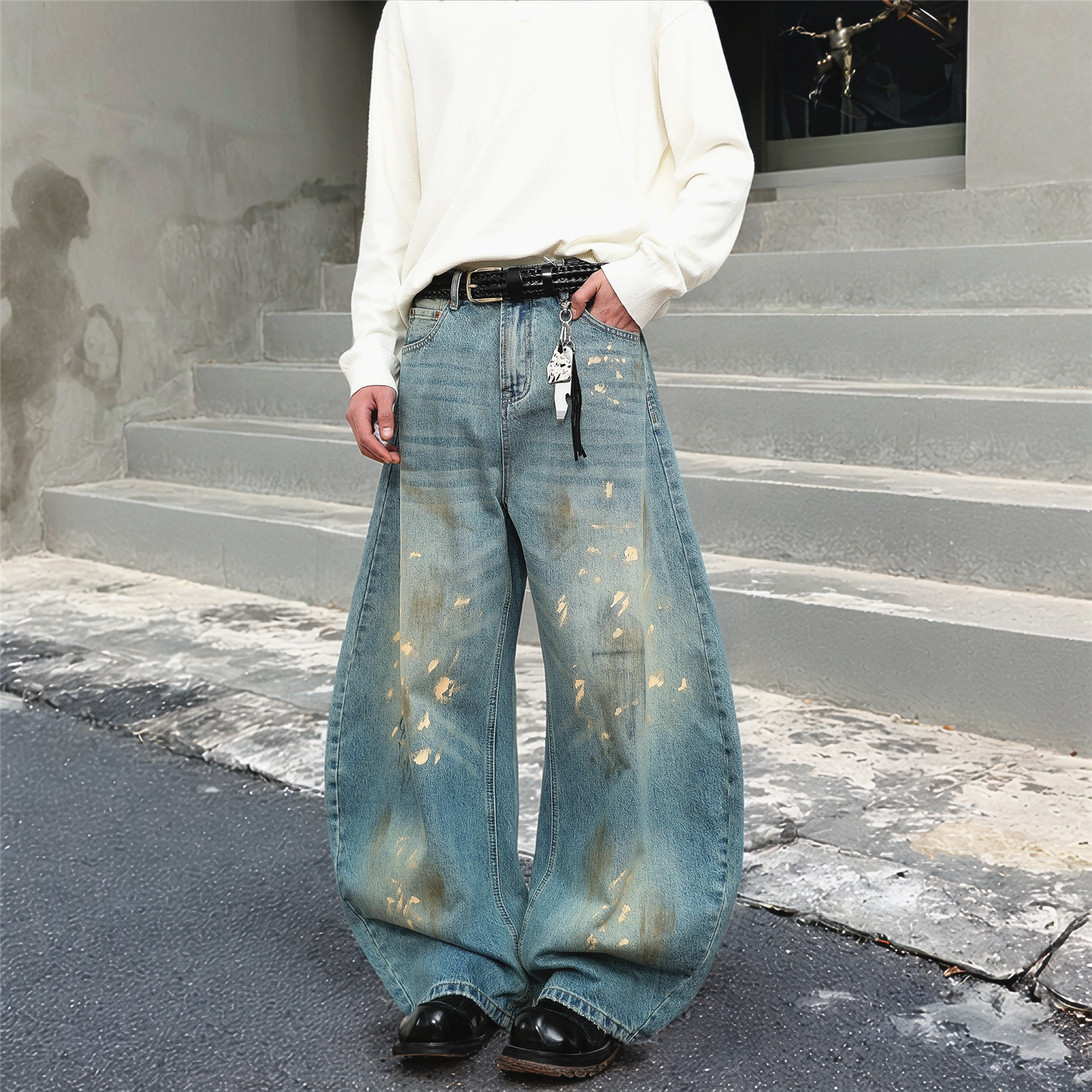 春风格美式复古喷漆废土风牛仔裤男女潮牌痞帅炸街弯刀裤子情侣潮图片