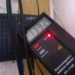 LCD EMF ElectroRadiation Detector EMF Meter Dosimeter Tester