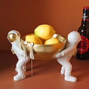 Nordic Light Luxury Astronaut Storage Ornaments Porch Key