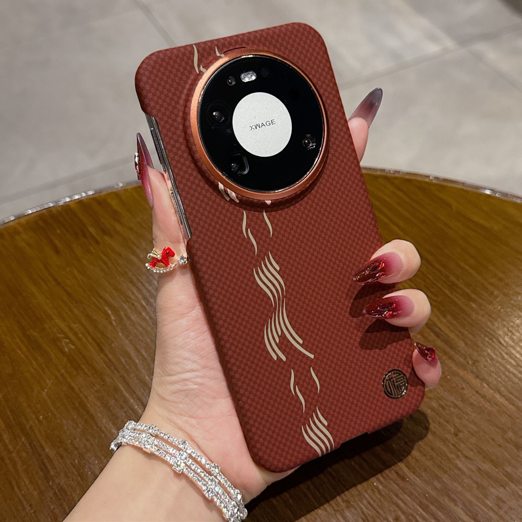 复古红色商务奔腾系列凯夫拉纹理适用华为mate80promax手机壳Mate80Pro超薄RS强力磁吸金属镜框硬壳男女新款