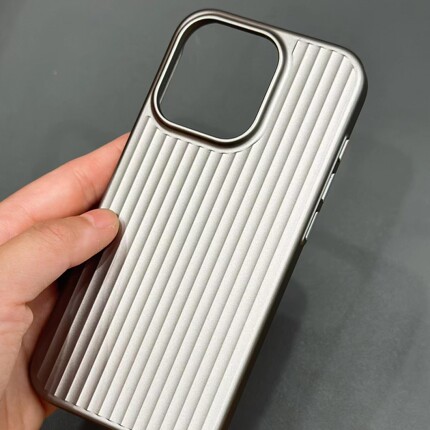 钛金灰个性光栅17适用iPhone15promax手机壳苹果16plus金属漆瓦楞纹iphone13/14大孔PC硬男全包轻薄独立按键