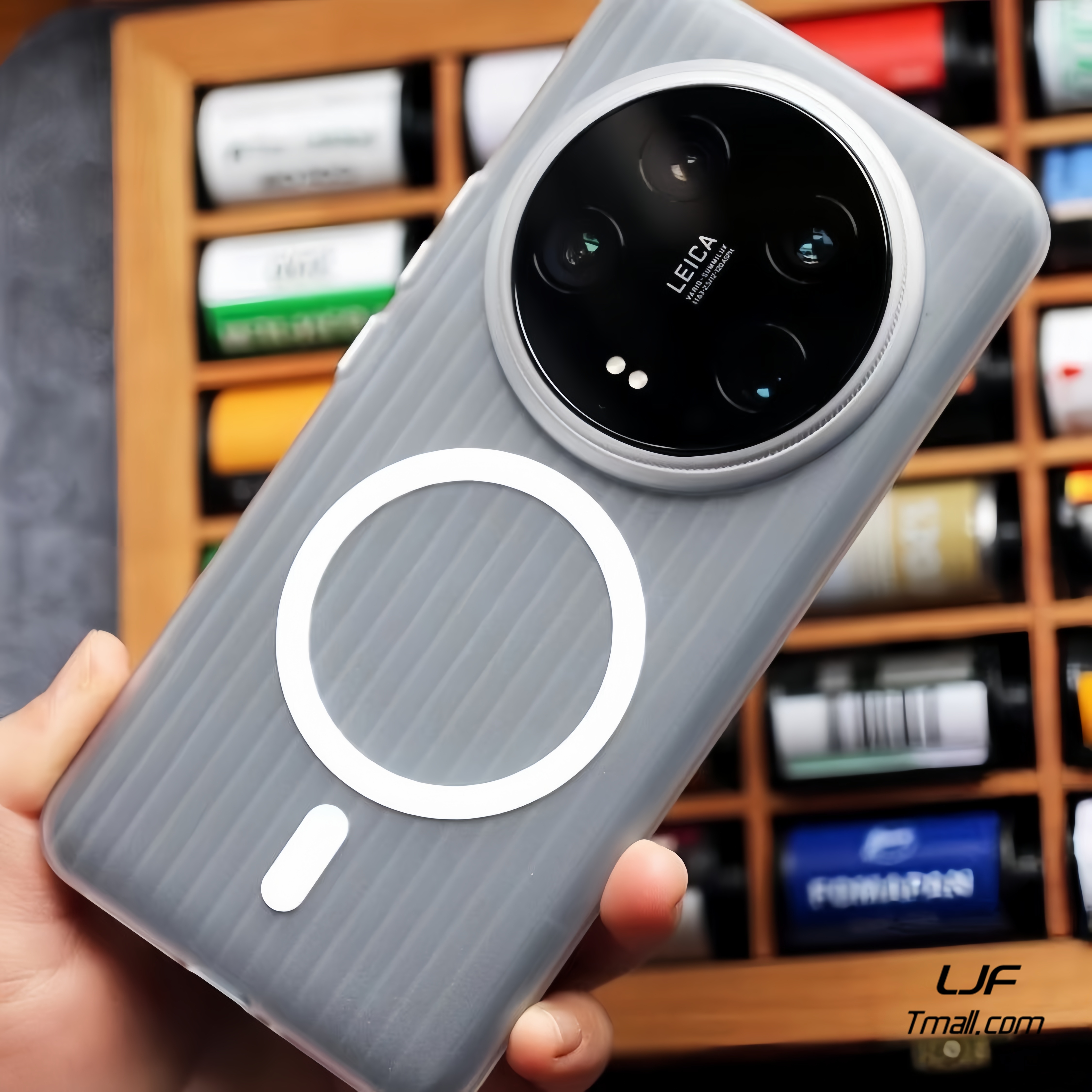 高级感磨砂白冰雾适用小米14Ultra手机壳内置磁吸13U独立按键Xiaomi15/13pro半透明瓦楞纹全包光栅无线充PC套