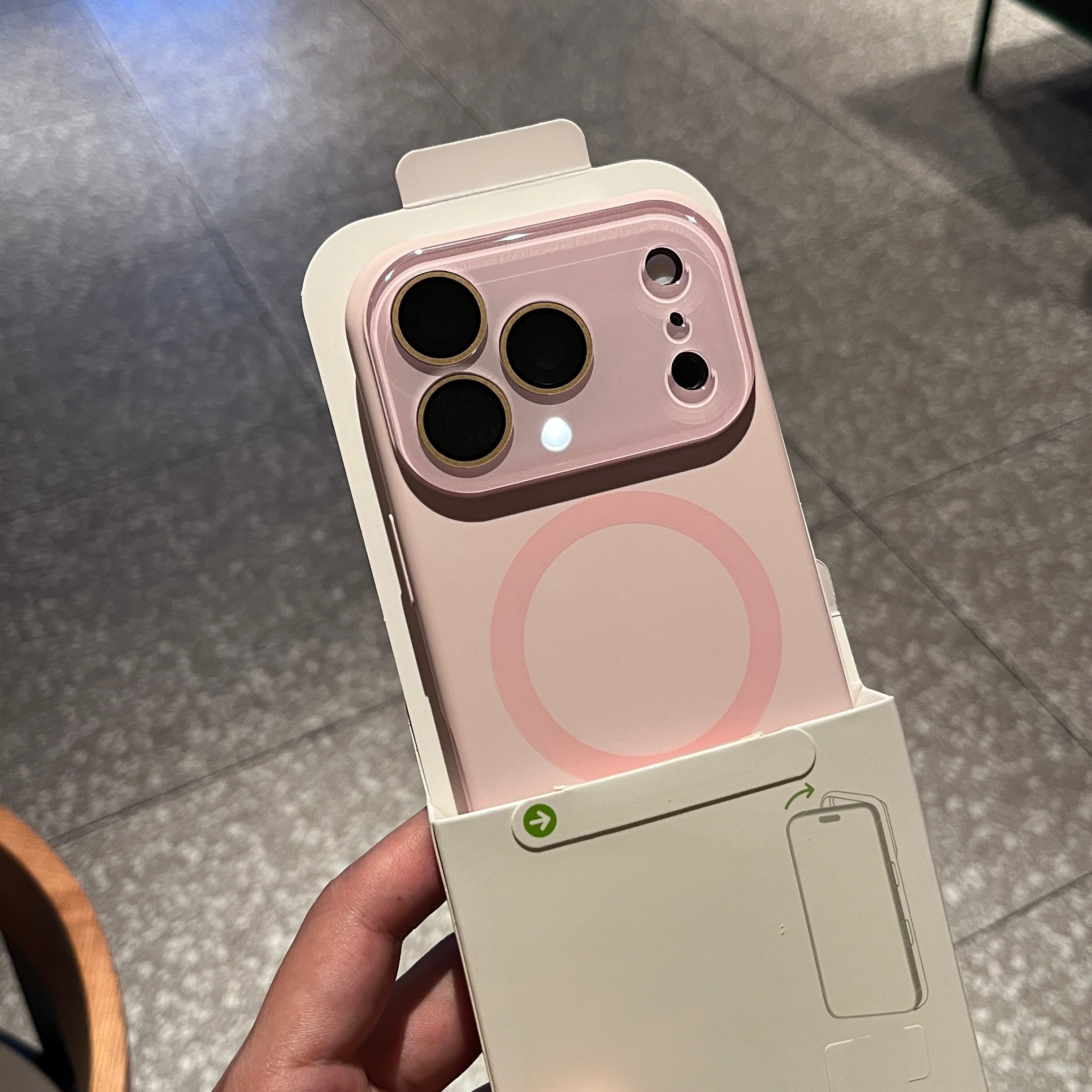 樱花粉元气磁吸视窗液态硅胶适用苹果18Promax手机壳iPhone17pro一体按键16Pro全包镜头膜15软糯14耐脏13男女