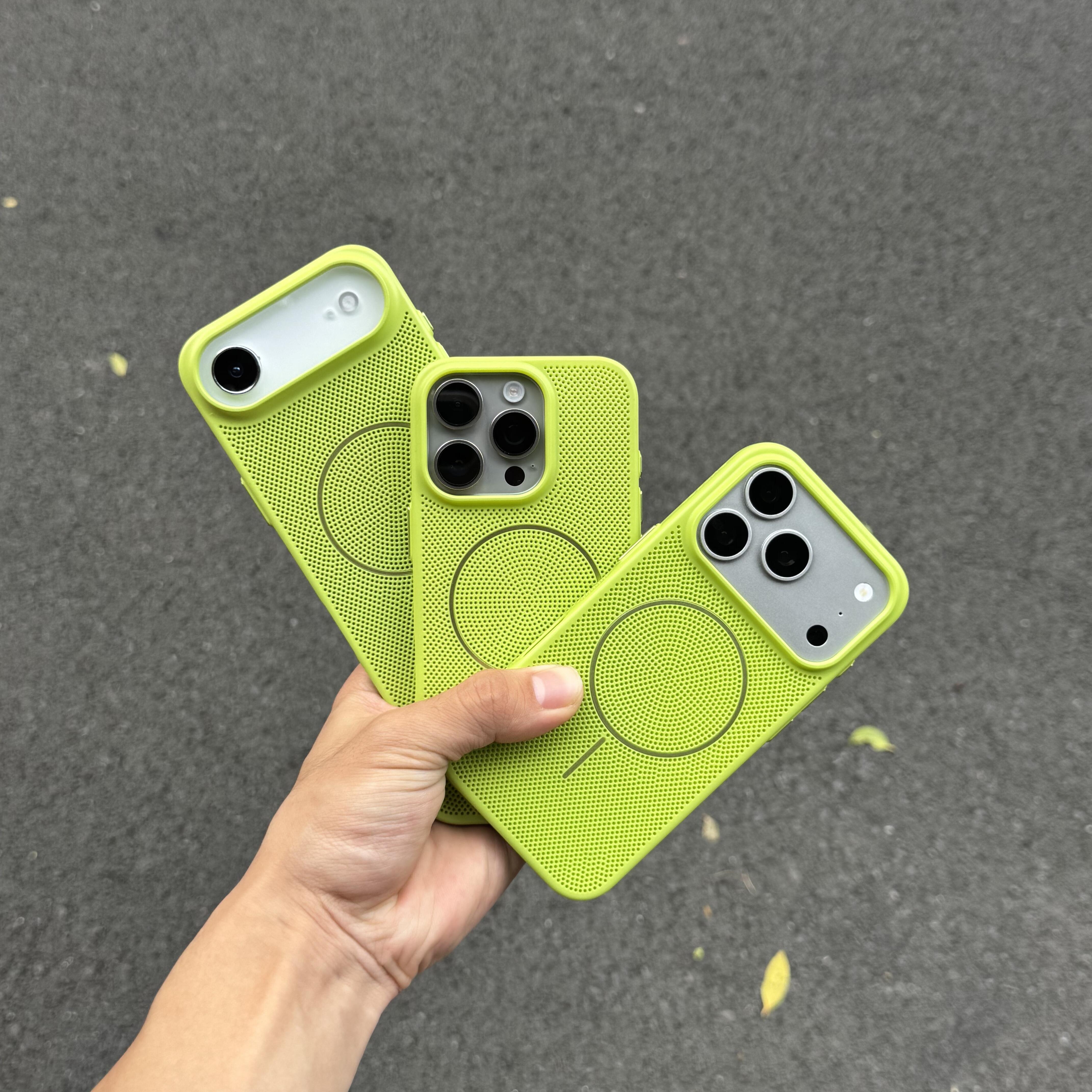 清新荧光绿色散热适用iPhoneAir手机壳超薄磁吸苹果17Promax清爽X透气16pro全包15/14plus蜂窝网孔13男12女11