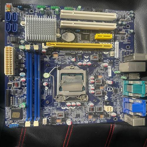 [德峰]富士康H61MX V2.0主板，配G2030cpu，带挡板，