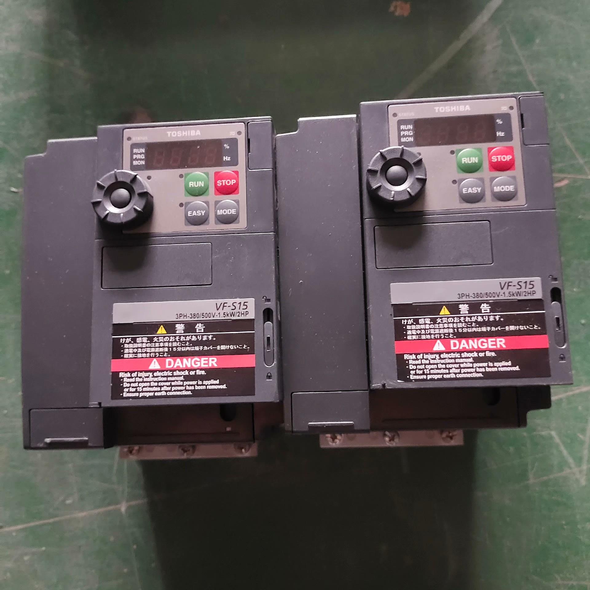 [德峰]变频器东芝 -380 VFS15v 4015VFS151PL