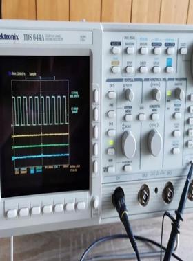 Tektronix TDS644A 500MHz 2GS/s