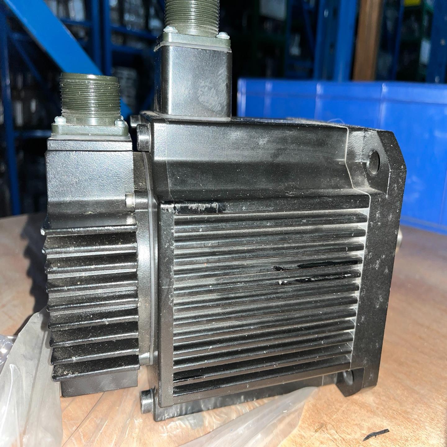 议价~富士电机2kw  GYG202CC2-T2E