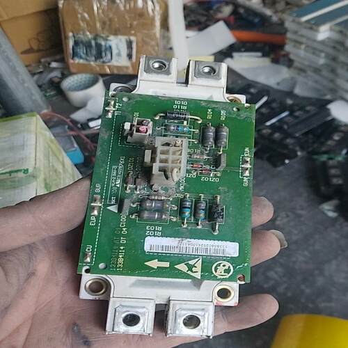 [德峰] B4114DT04配变频器普海利FF450R12ME133