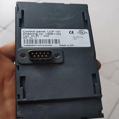 丹佛斯变频器面板130B1124