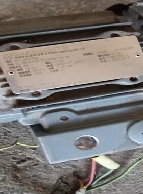 （设备配件）SEW减速机R37 DRS71S4， 370W ，速比11：