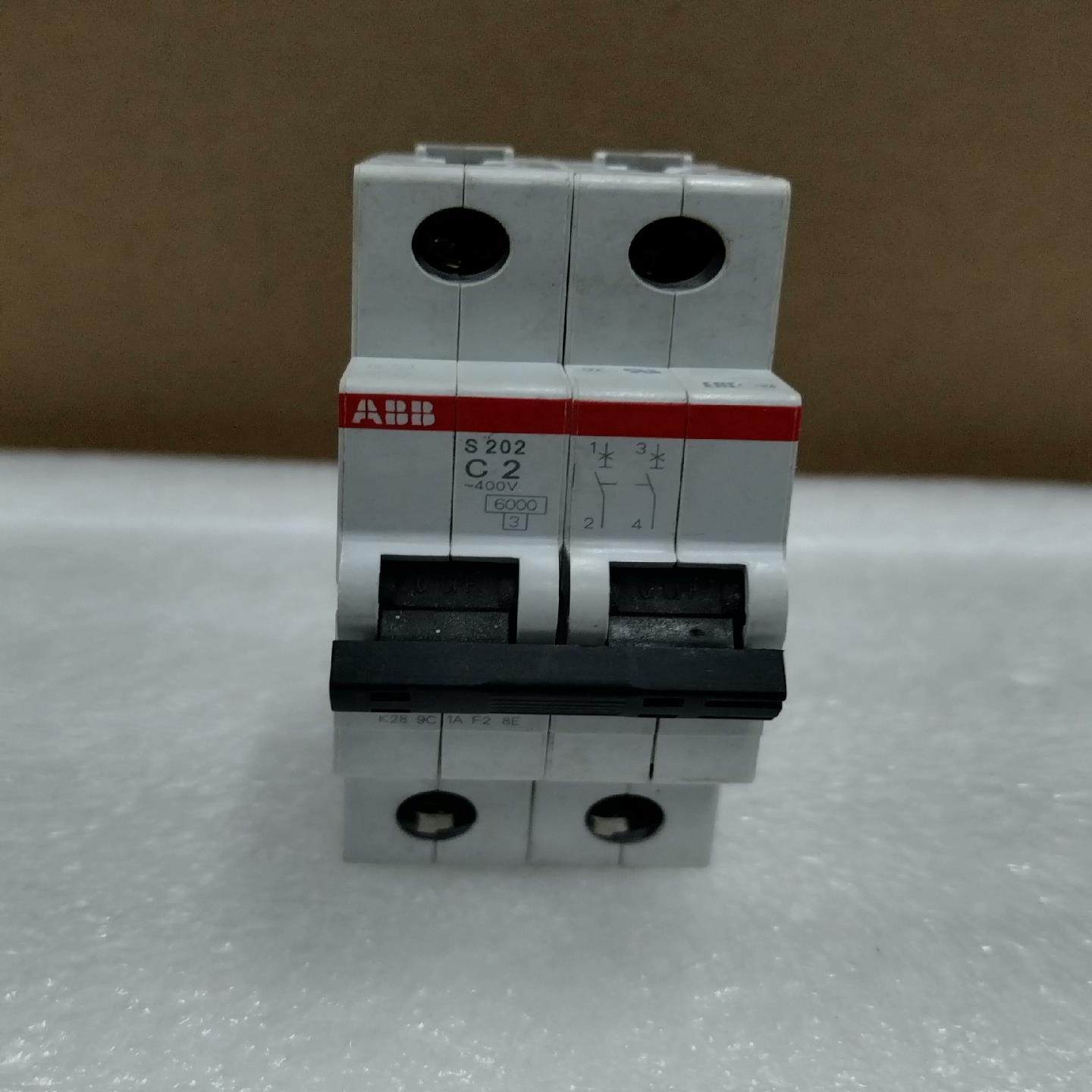 断路器 S202-C2，全新正品，现货1个，项目结余议价