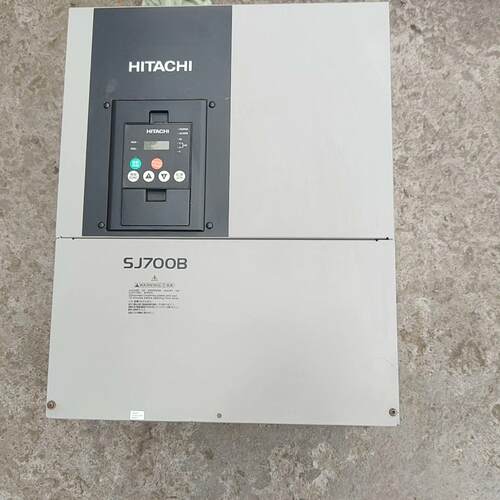 [德峰]日立SJ700B，75Kw变频器。型号如图。包好。