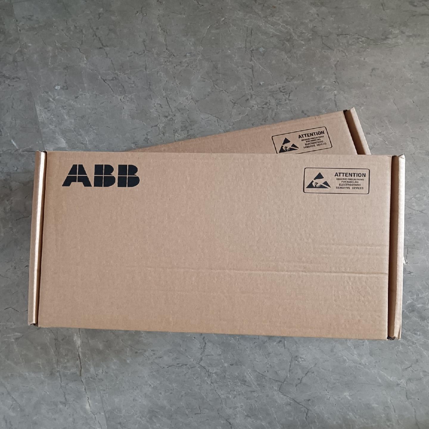 全新变频器ACS800主板3AUA000003651-