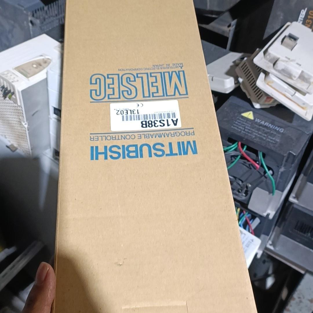 三菱A1S38B 全新机未使用 功能正常