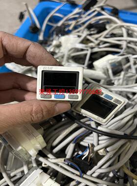 【荣强工控】ELSIE真空负压表EP42C-02-F1-3008-1，有
