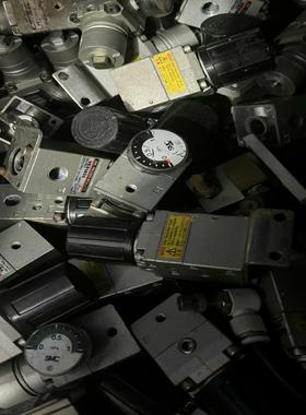 SMC精密减压阀：VEX1A33-01 VEX1A3