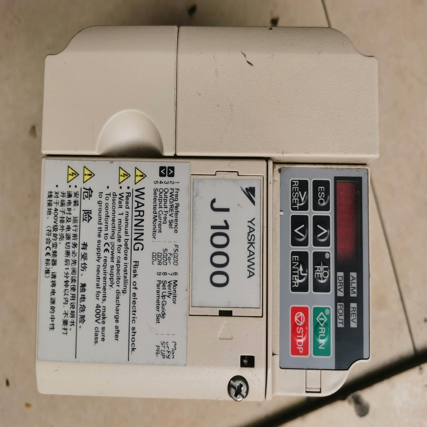 安川变频器CIMR-JB4A0007BAA