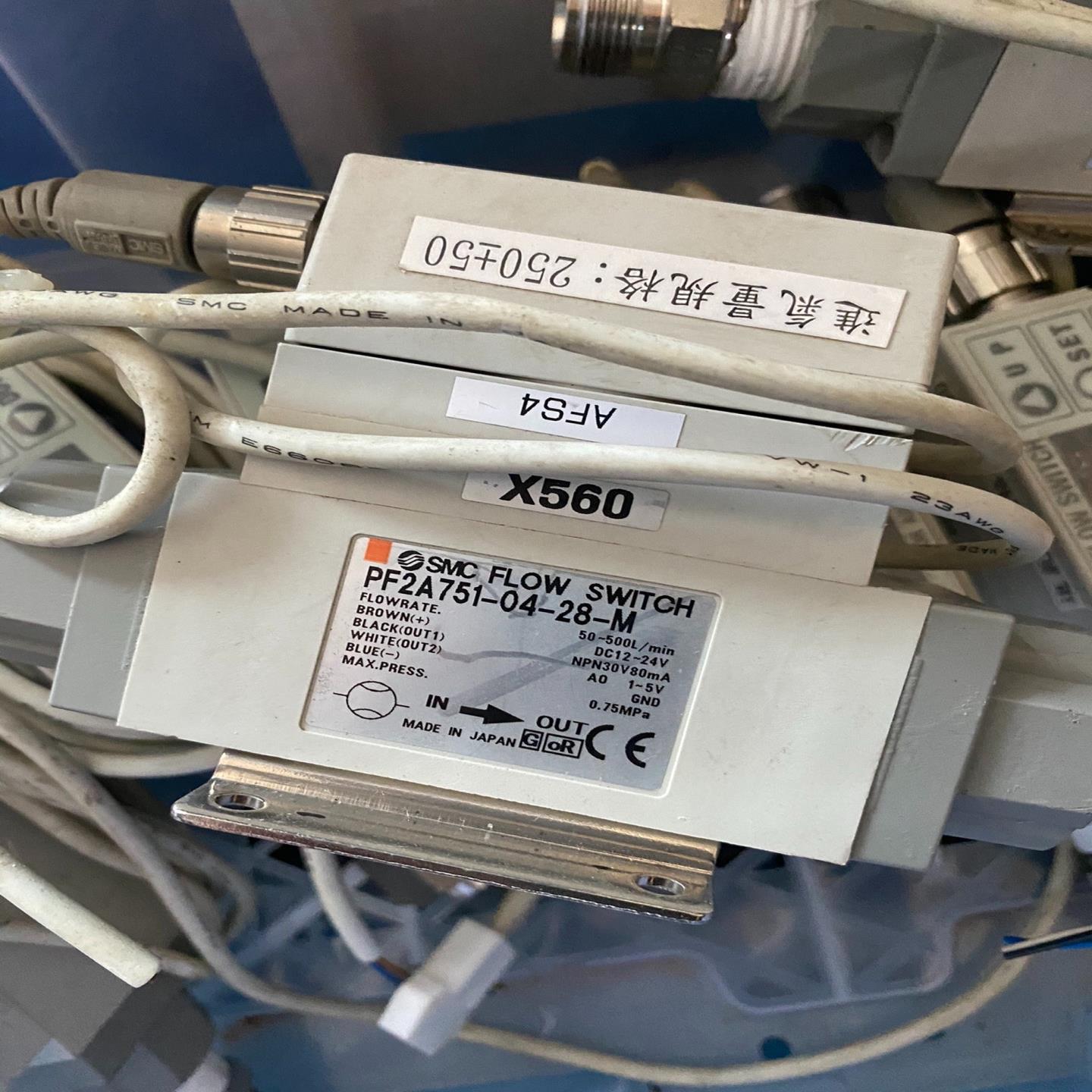 SMC开关PF2A751-04-28-M  8个议价