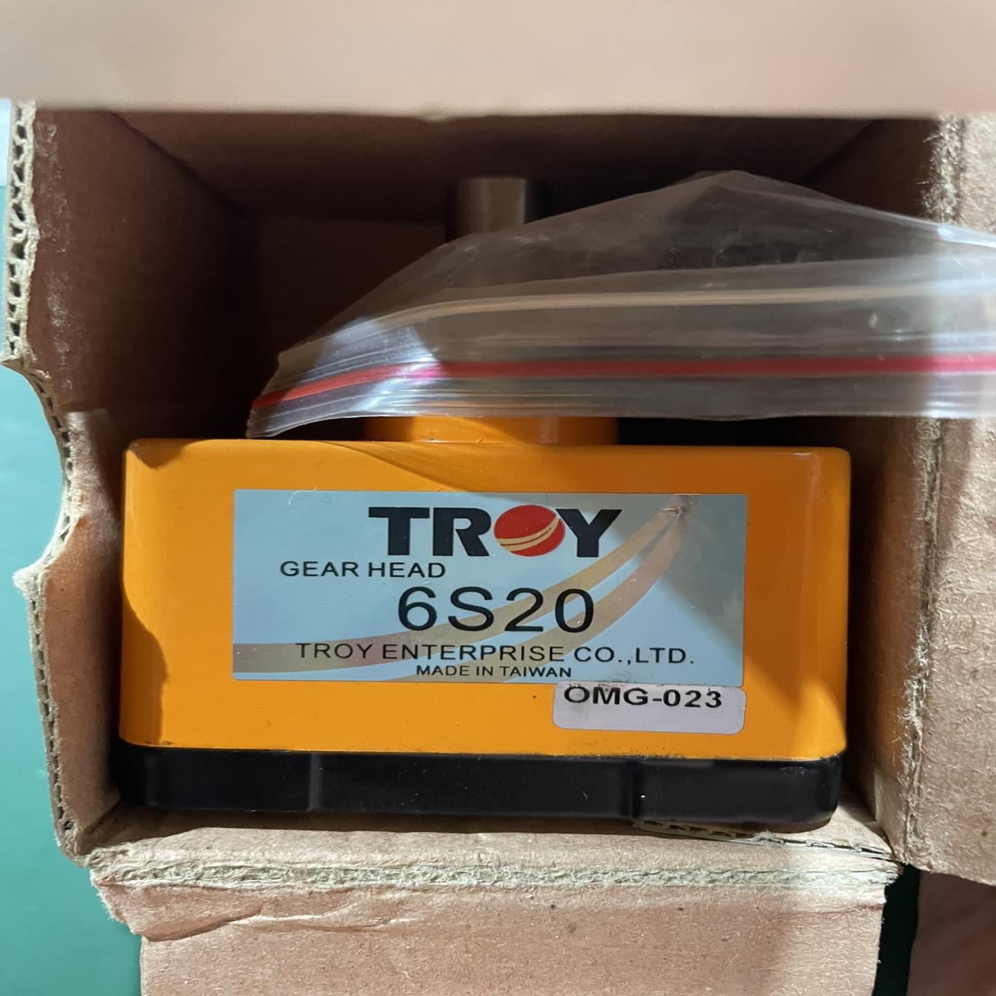 台湾泰映TROY减速机/减速箱，型号6S20，轴长2.5cm