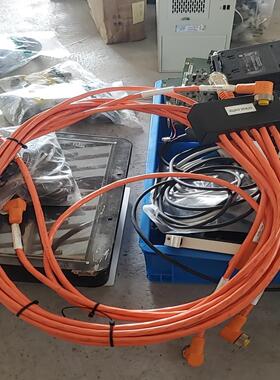 [德峰]Amat. 0150-71854-17 数据盒，一分六数据线