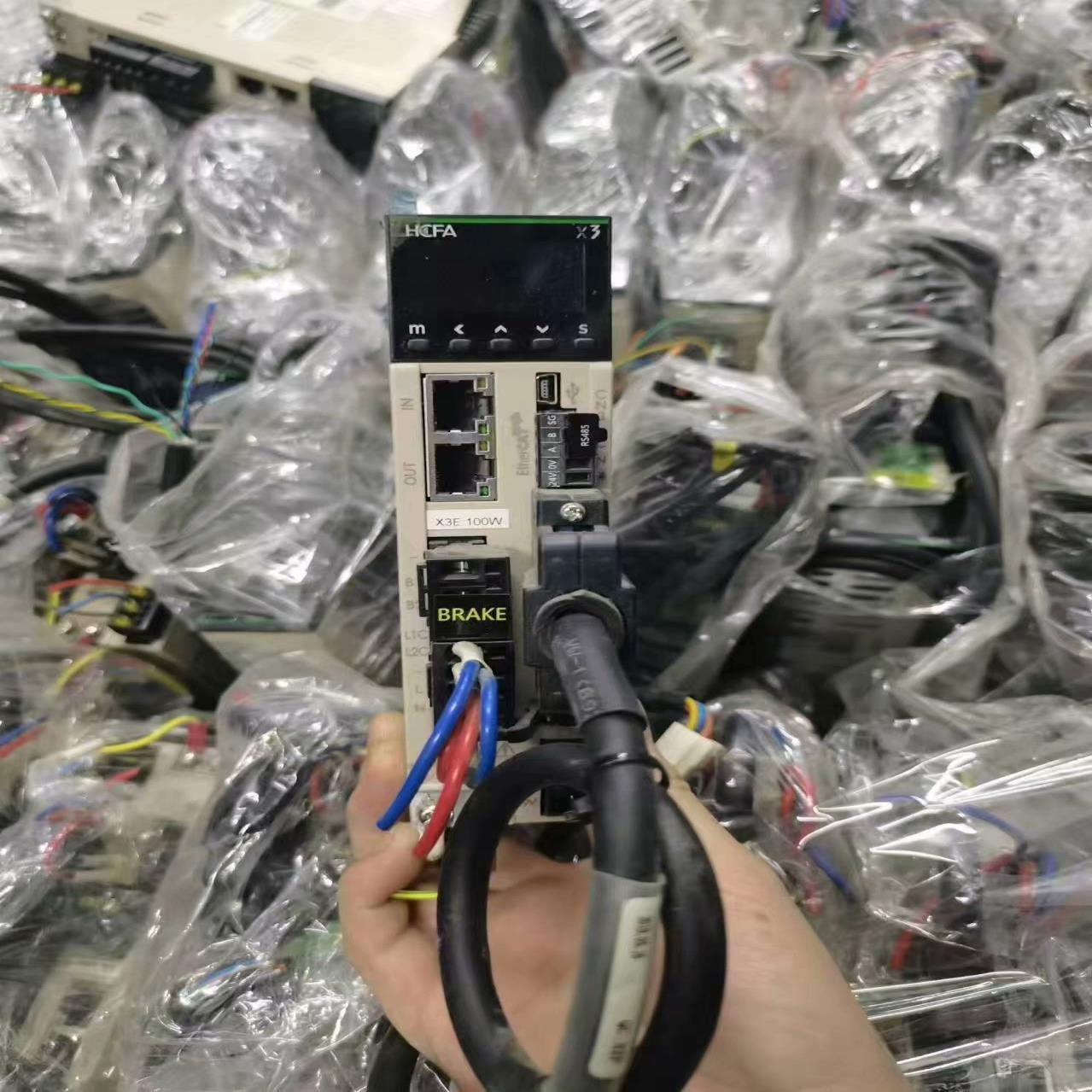 现货禾川伺服套装SV-X3EB010A-A2SV-X2MH01