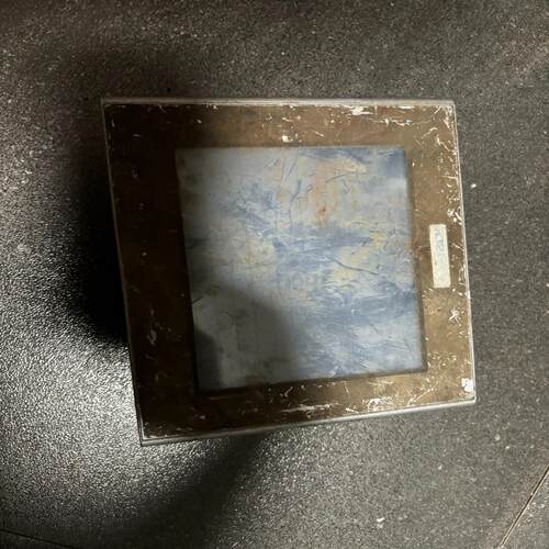 PRO-Face  2980070-04，成色如图，通电如图