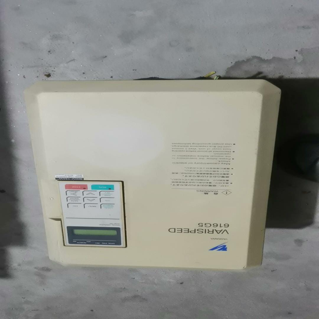 变频器安川616G5变频器CIMR-G5A4015，