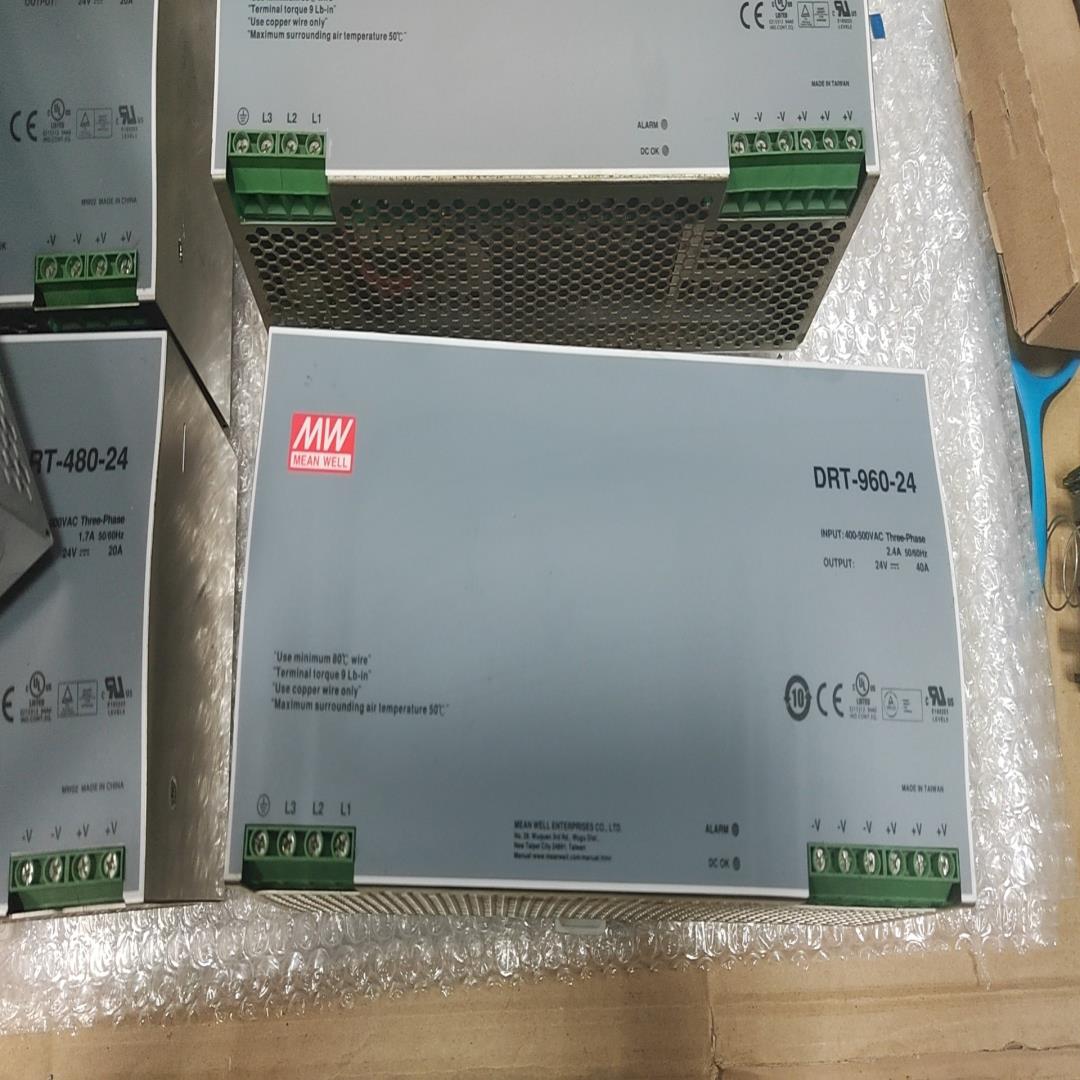 台湾明纬开关电源DRT-960-24 24V 40A，3P（