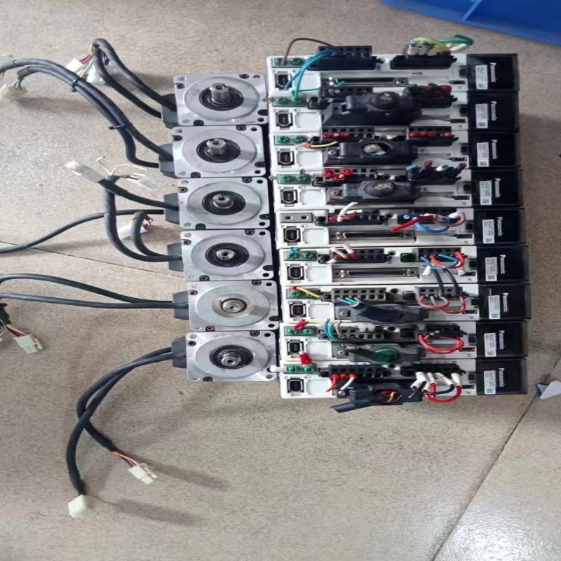 伺候驱动器电机整套，