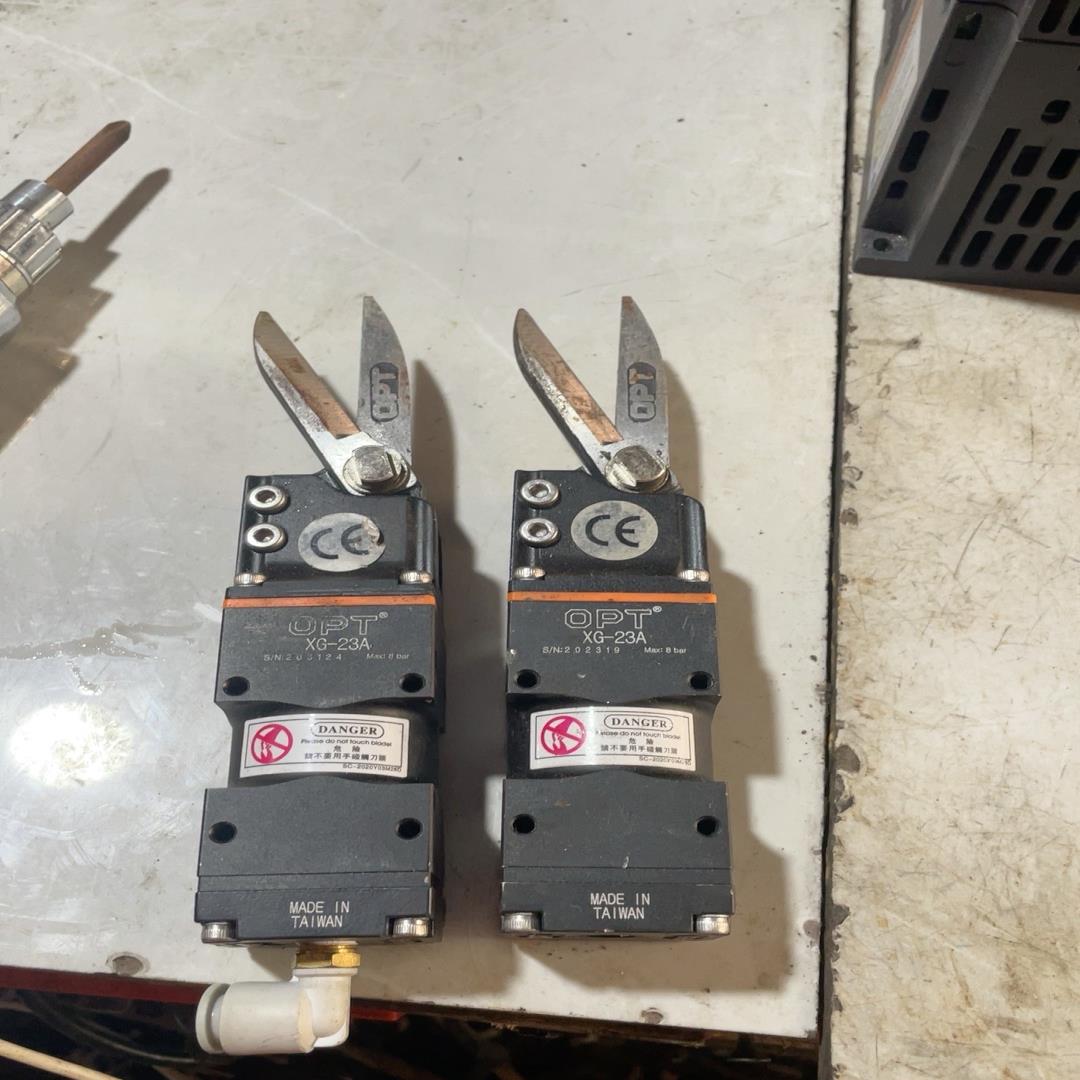 OPT气动剪刀XG-23A两个 功能正常 成色不错 两个一起