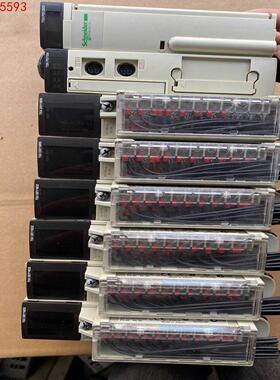 施耐德TSXP57104M一个，TSXPSY2600一个，T