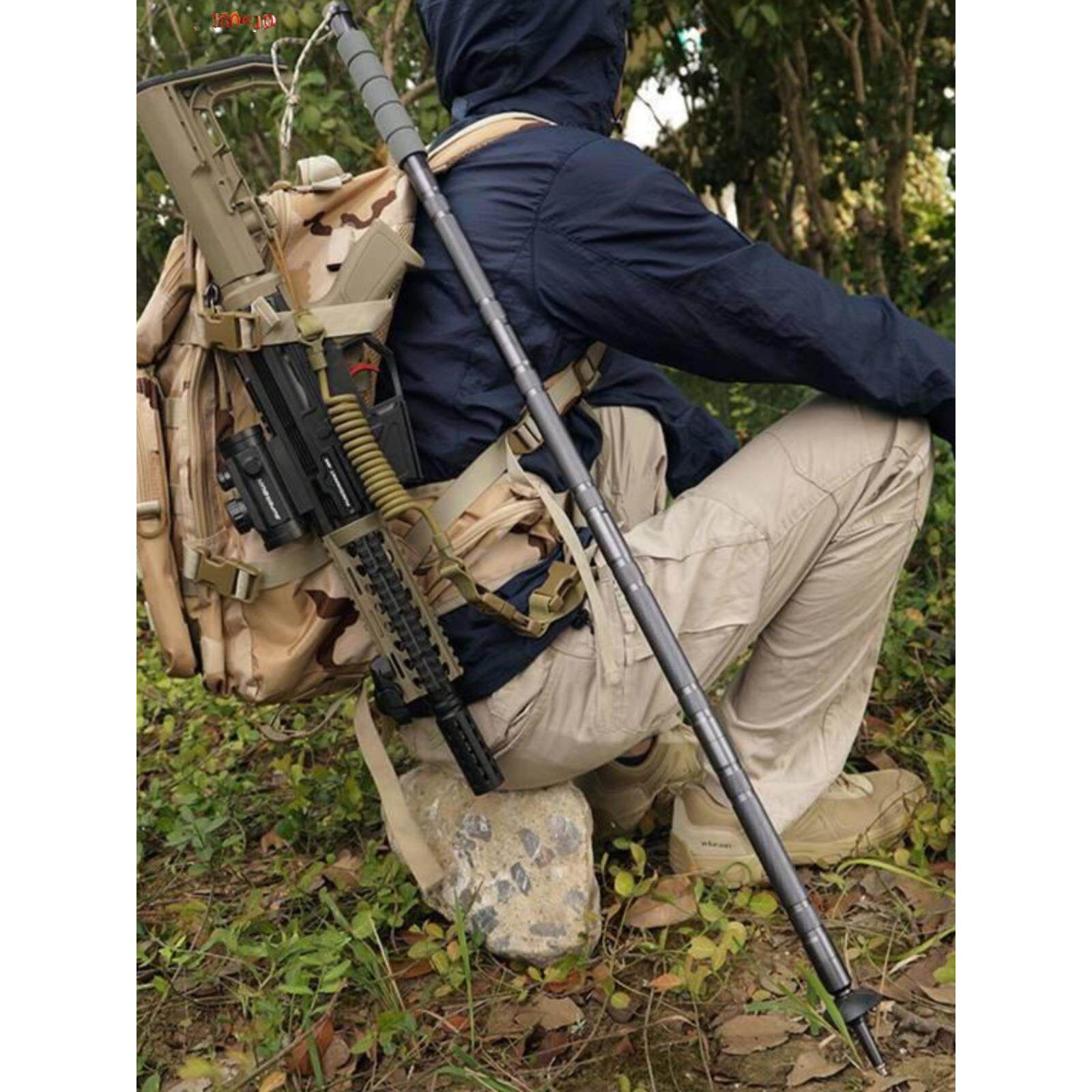 登山杖男款折叠多功能户外徒步远足防身棍山地野营套装拐棍爬山杖