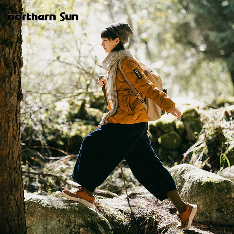 诺思山防泼水650蓬白鸭绒羽绒服