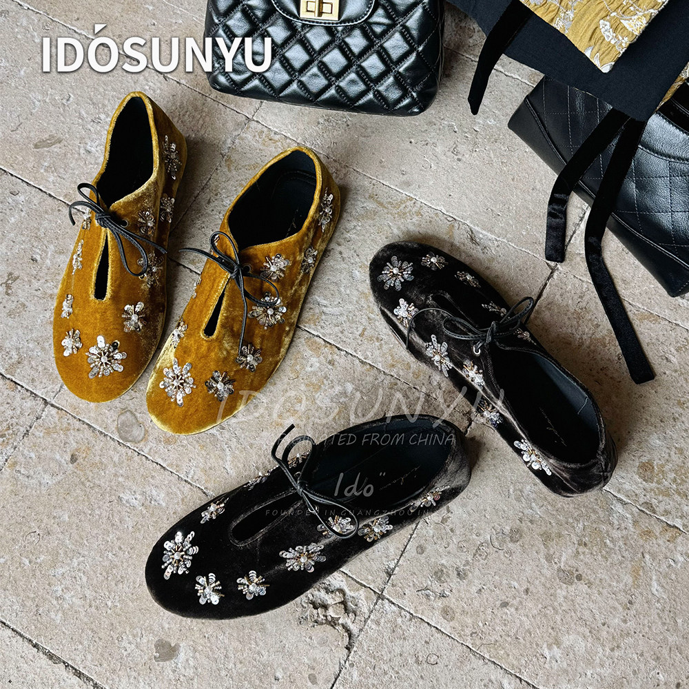 IDOSUNYU欧货早秋进口丝绒布水钻花朵玛丽珍鞋女系带平底通勤单鞋