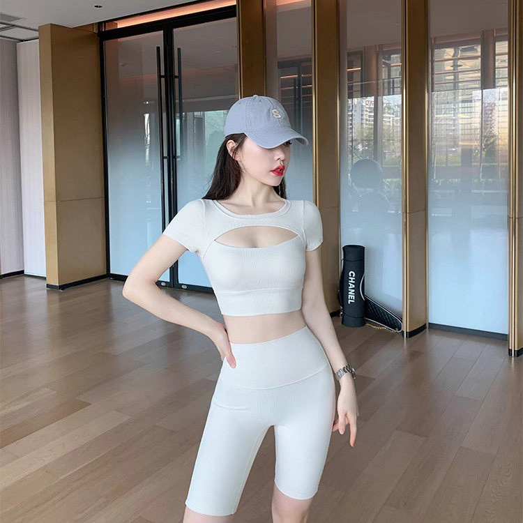 瑜伽服运动上衣带胸垫短袖女紧身性感露脐短款普拉提健身跑步T恤