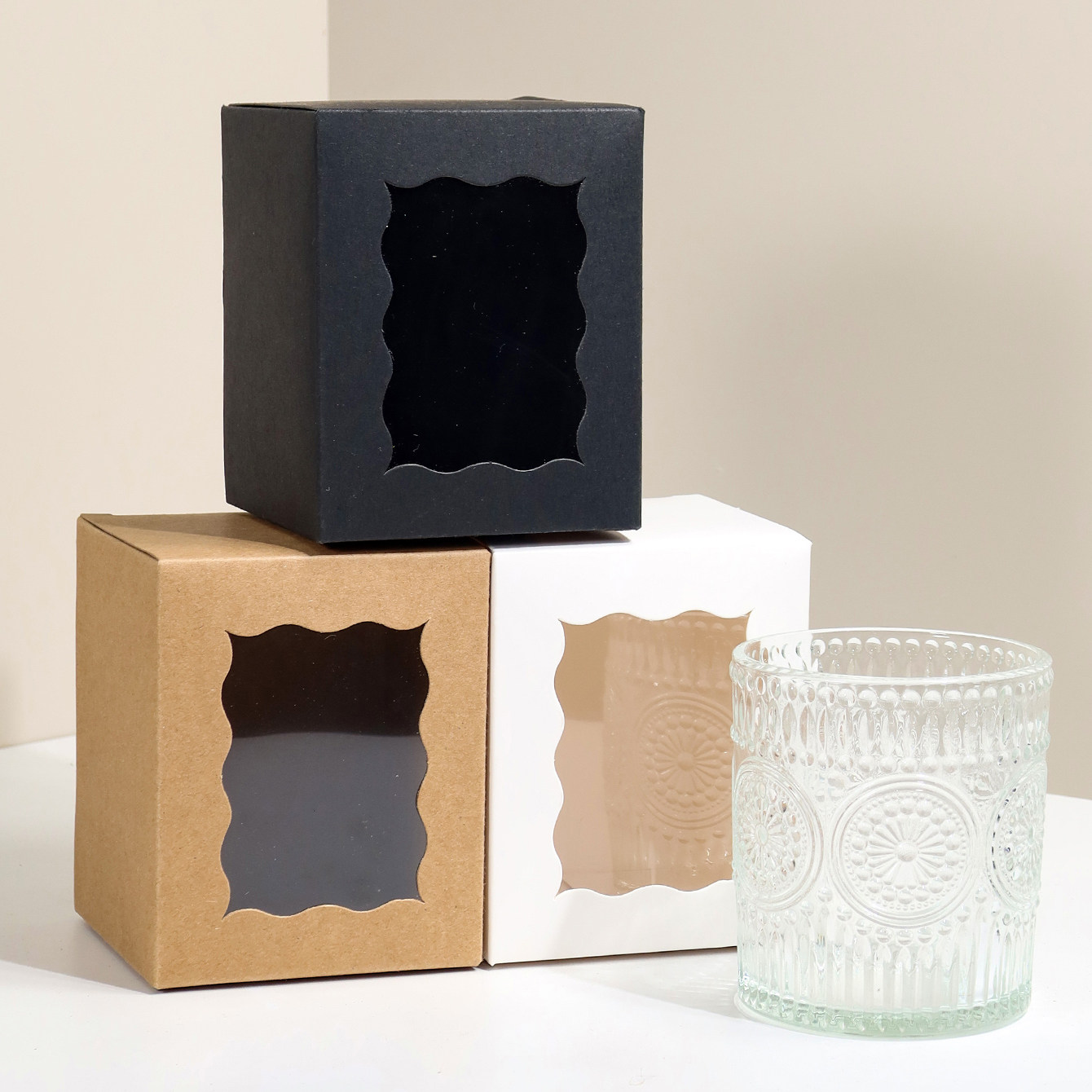 创意可视窗纸盒新款牛皮色镭射开窗纸盒手工蜡烛糖果盒包装喜糖盒