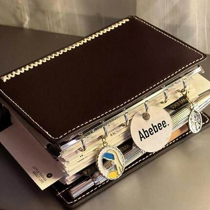 小红书同款黑巧A7双环活页本子皮质创意手账本高颜值随身日记记事