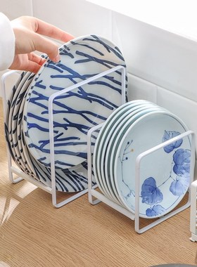 Kitchen shelf, drain bowl rack, cupboard, bowl, plate, dish,