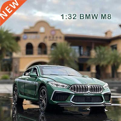 1:32 BMW M8 Alloy Car High Simulation Model Diecasts Toy Veh