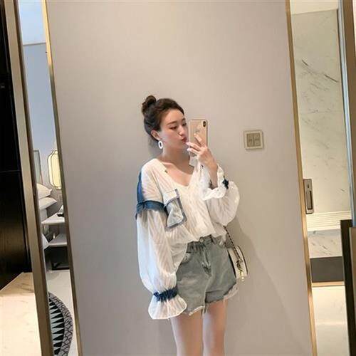 2020 New Spring Ladies Blouse Japanese Loose Sweet V-Neck La