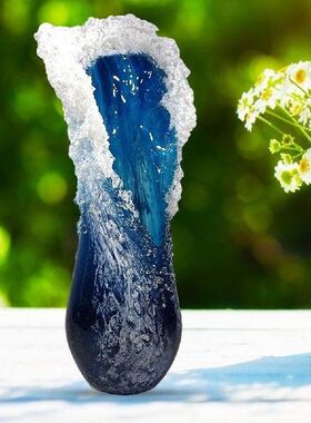 Majestic Ocean Wave Vase Creative Resin Stunning Crafts