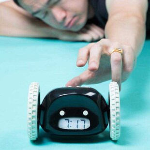 Alarm-Clock Chase Moving Digital Snooze Time Cute LCD Runawa
