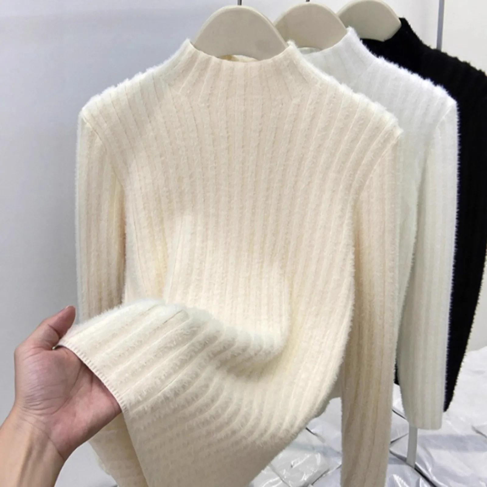 软糯温柔毛衣女秋冬2025新款水貂绒针织半高领内搭春秋毛绒打底衫