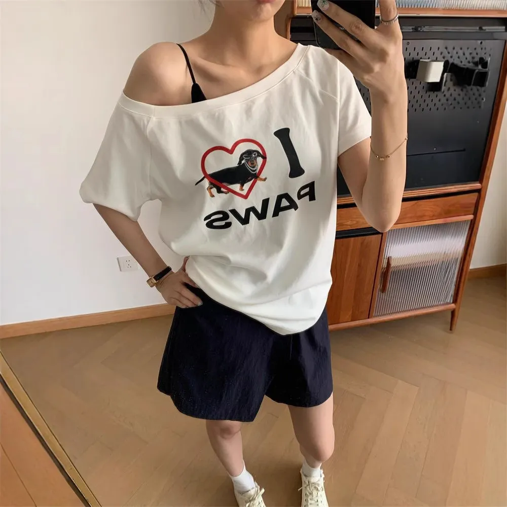 纯棉面料美式辣妹斜肩t恤女夏字母印花白色短袖宽松显瘦露肩上衣