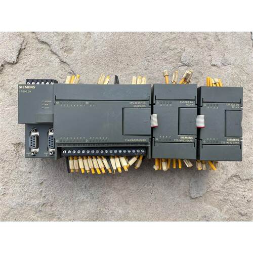 议价西门子200PLC  2142AD230XB8拆机1个