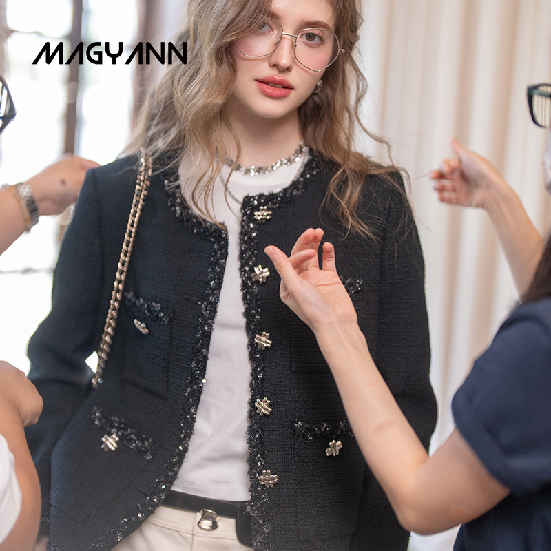 【夜阑】Magyann2025秋设计师款原创经典小香风粗花呢薄肩外套女