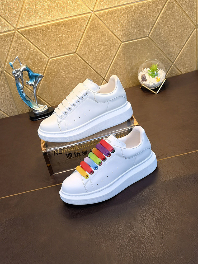 亚历麦昆女王小白鞋全真皮2023新款秋款百搭圆头厚底平底休闲板鞋